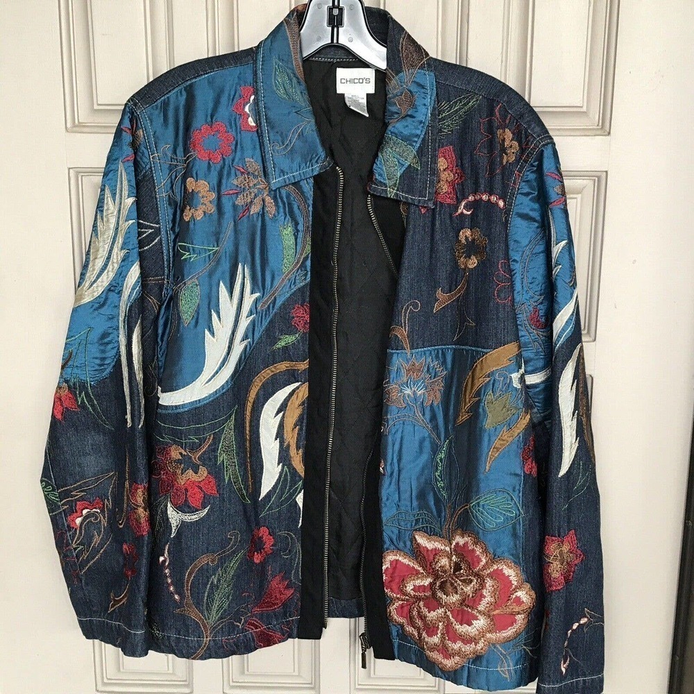 Vtg Chico's Sz1 Jacket Embroidered Denim Zip Front Mint
